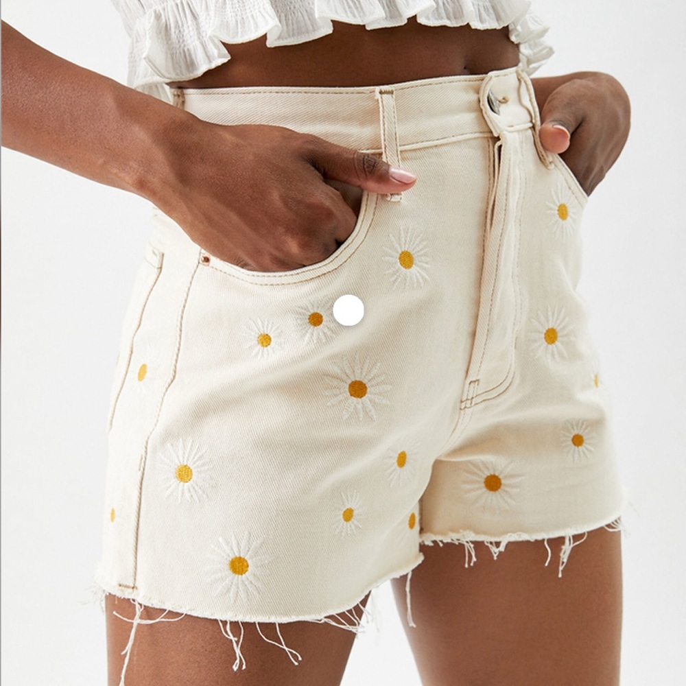 KHAKI + BLUE Daisy Cotton Cutoff Shorts